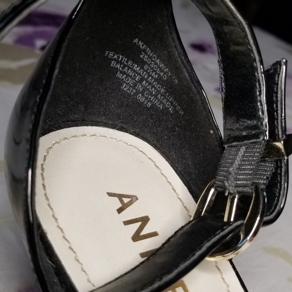 Anne Kline Kitten Heel w/ Ankle strap - Picture 4 of 7